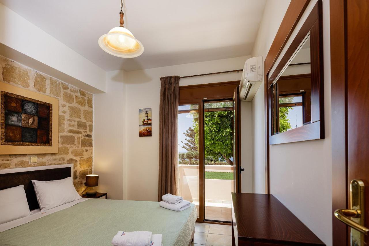 Stavromenos Villas - Private Pools & Seaview - 500M From Beach Kültér fotó